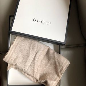 Gucci jacquard knitted scarf